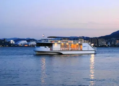 高速船「メグミ」