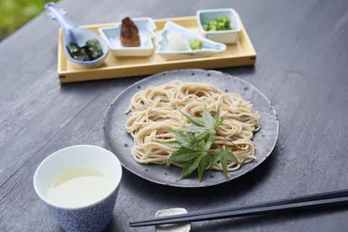 【星のや軽井沢】味噌で食べる蕎麦ランチ