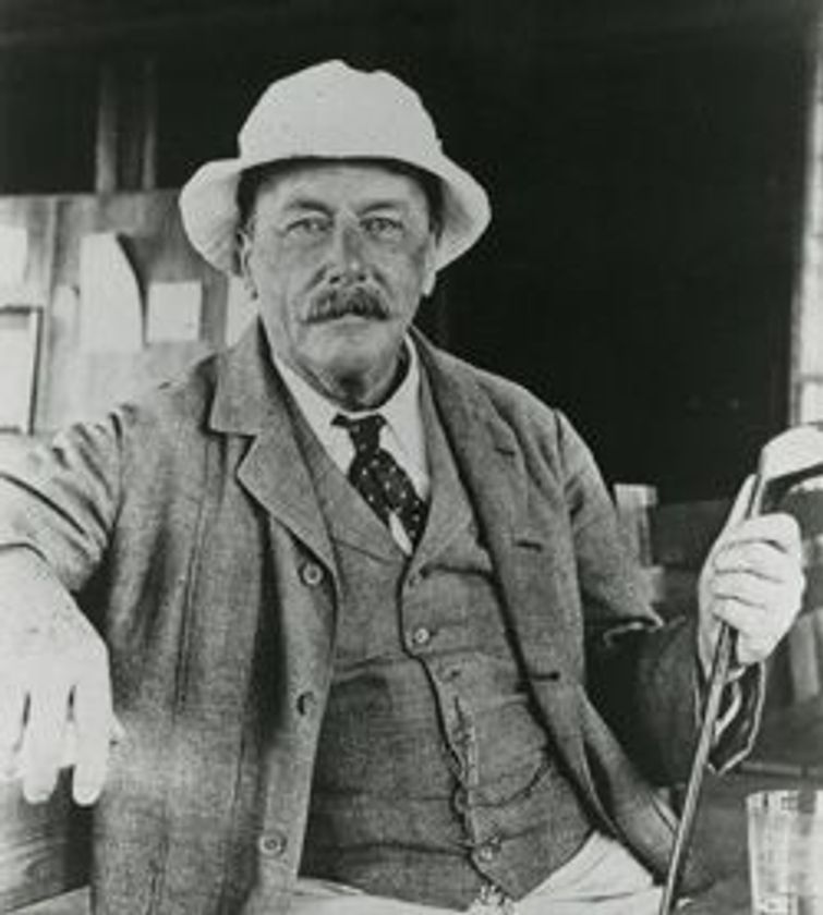 6月23日（土）六甲山記念碑台（六甲山ビジターセンター）で
『第35回 六甲山グルーム祭  夏山びらき』を開催