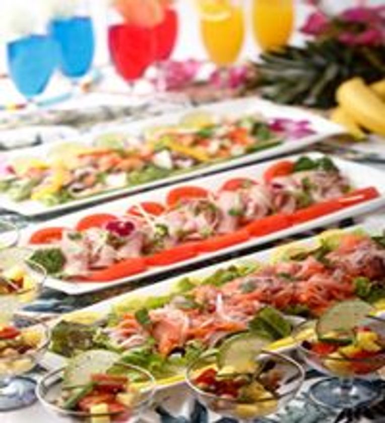 8月10日(金)、8月17日(金)、8月24日(金)、8月25日(土)
　「サマーバイキング2018」開催
第一ホテル両国 25階　最上階スカイバンケット「アジュール」にて