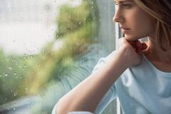 ジメジメした梅雨は憂鬱なものと決めつけていませんか？オムロン式美人流　充実した梅雨の過ごし方教えます！