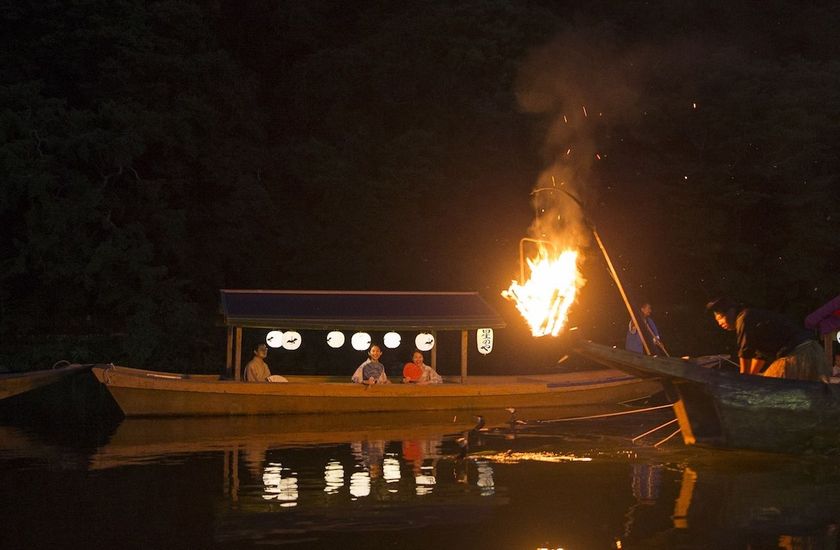 星のや京都（京都府・嵐山）
嵐山の夏の風物詩を、会席料理とともに楽しむアクティビティ
「プライベート鵜飼鑑賞船」今年も開催
開催期間：2018年7月1日～9月23日