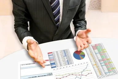 数字を根拠に確かな知識を解説。説得力に差が出ます。