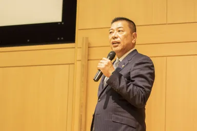 代表取締役社長 CEO　原田 隆朗
