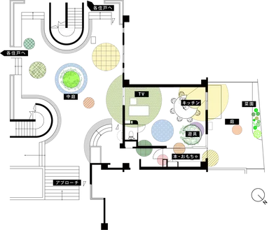 波紋が広がったように円形のモチーフを多用したプランニングは中庭との繋がりを意識できる