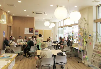 若葉台団地住民の憩いの場「ひまわり」