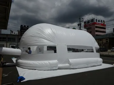 サイズはW5m×D10m×H約4m