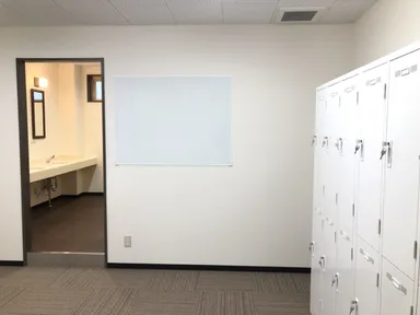 ロッカールーム