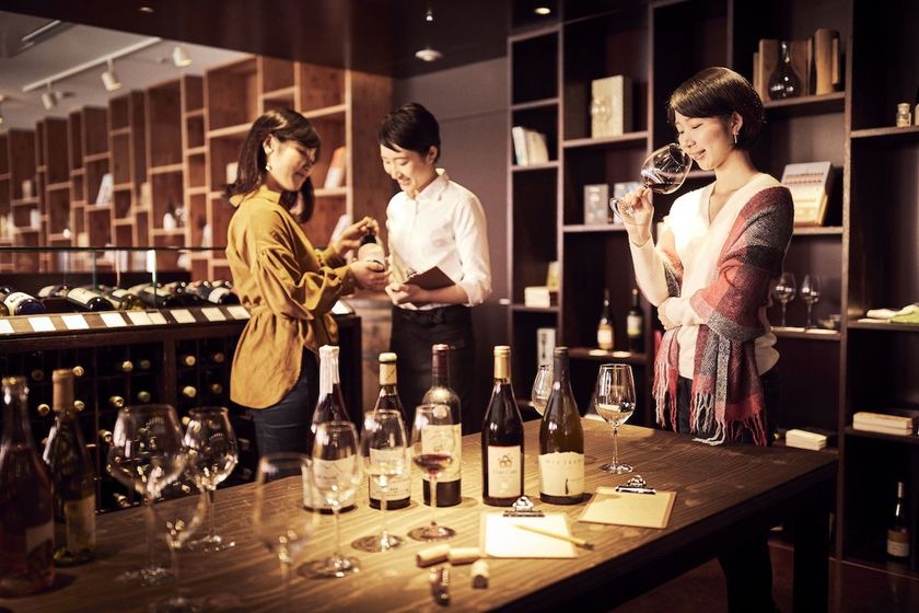 星野リゾート　リゾナーレ八ヶ岳（山梨県北杜市）
ワインライフをスタートしたい、ワインフレッシャーズに向けた宿泊プラン
「私たち、ワイン始めます」提供
提供日：2018年11月5～30日の平日限定