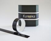 昼間は目立たず、夜ピカリ！日本製の黒い再帰性反射テープ　「Kuropika」が7月16日に販売開始