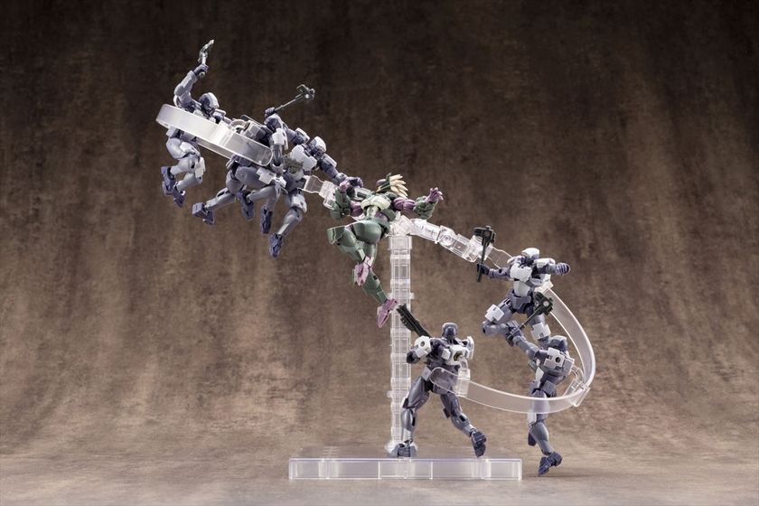 “色々なものを浮かせて遊ぶ”新型ベースが登場！ 
「武器を投げ放つ」アニメ・ゲーム・マンガなどでよく見かけるシーンが
再現可能に！