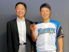 ビジョナップ、プロ野球北海道日本ハムファイターズの近藤 健介選手とアドバイザリー契約を締結