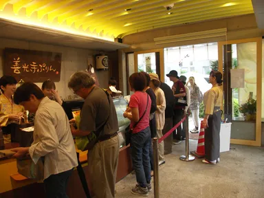 プレオープンから連日行列の善光寺の新名物