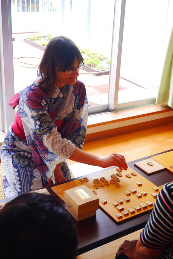 そろばんで街おこし 8月5日 日 そろばんまつり 開催 将棋界史上初の外国人女流棋士カロリーナ ステチェンスカ棋士が参戦 一般財団法人全国珠算連盟のプレスリリース