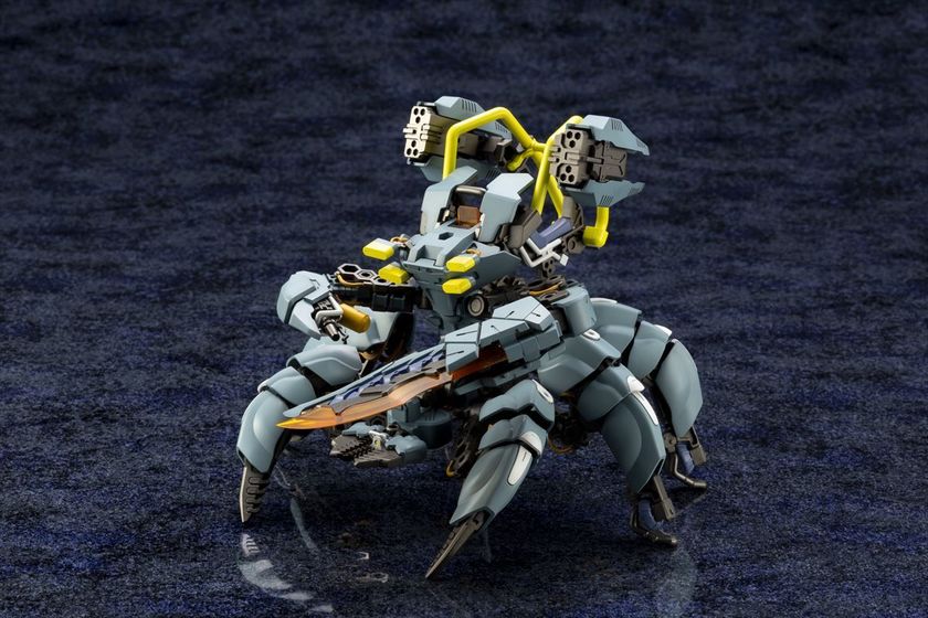 リバティー・アライアンスで開発された第三世代ヘキサギア
「アビスクローラー」登場！
暗渠などの閉塞した地形を探索・制圧することを目的として開発され2種類の形態にコンバート可能！