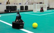 『ロボットたちによるサッカーの世界大会、カナダで開催！』