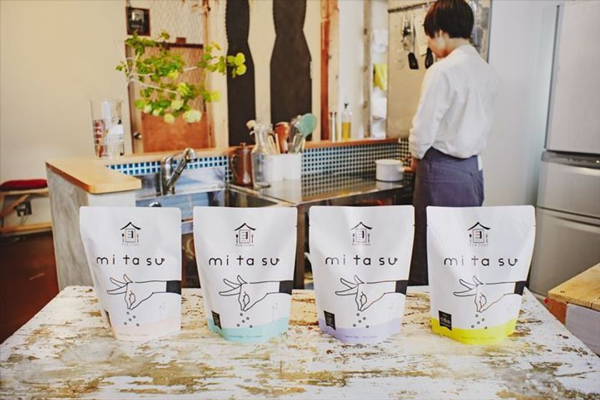“時短”本格レシピ満載！化学調味料・保存料不使用
　半調理レトルト「mitasu」7月19日新発売