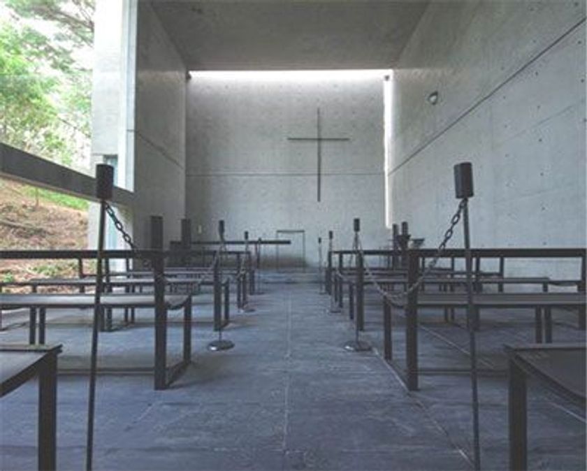 六甲ミーツ・アート 芸術散歩2018 ～先行展示8月1日から～
安藤忠雄氏 設計「風の教会」公開 先着50名様無料招待！