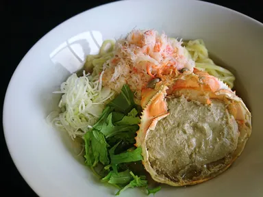 カニ塩冷やしラーメン(アップ)
