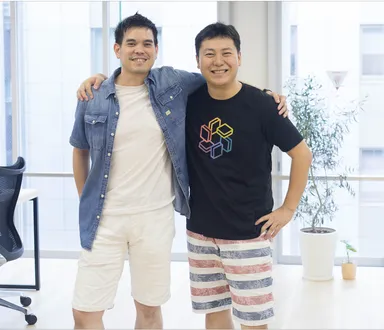 RHEMS Japan代表取締役の佐藤(左)とクラスメソッド代表取締役の横田氏(右)