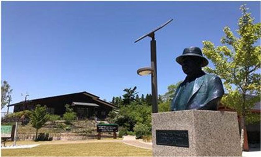 兵庫県政150周年記念事業／六甲ミーツ・アート 芸術散歩2018
初の産官学連携プロジェクトが始動
記念碑台(六甲山ビジターセンター)が新会場に追加