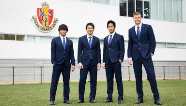 名古屋グランパス FW佐藤寿人選手、FW玉田圭司選手、MF青木亮太選手、GKランゲラック選手（写真：左から順に）