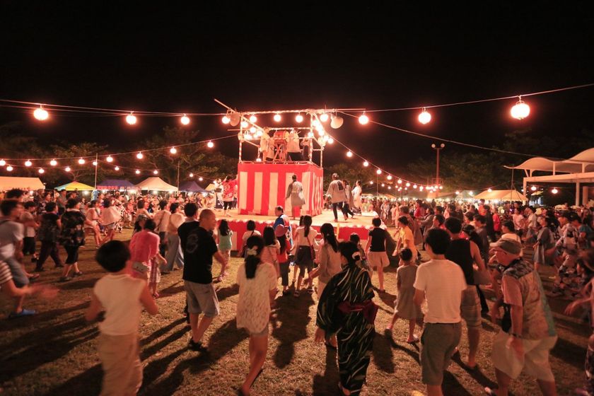 小笠原の盆踊り大会やライブステージなどを楽しめる
小笠原諸島返還50周年記念イベントを9/29に東京・竹芝にて開催