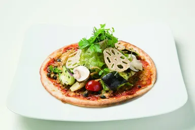 もりもり野菜と雑穀のサラダピザ ※イメージ