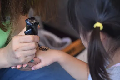 メヘンディ(ヘナタトゥー)