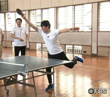 おじさんガチンコ卓球にまさかの“愛ちゃん”参戦！？ 1