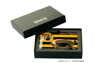 FLASH 阪神タイガース 基板アート ICカードケース　箱入り