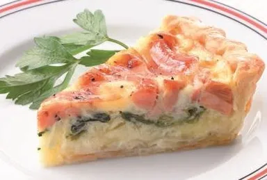 PARK DELI「知床サーモンとほうれん草のキッシュ」