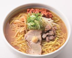 ラーメンIORI「辛みそホルモンラーメン」
