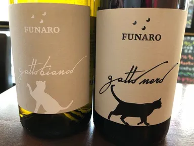 イタリアンの猫ラベルワイン