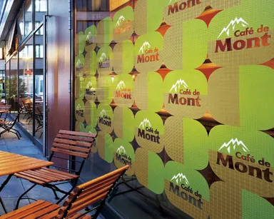 用途例：ガラスディスプレイ