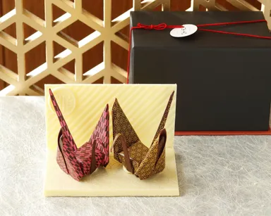 夫婦(めおと)折り鶴チョコ(箱付き)