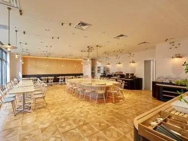 レストラン「Yo Tsu Ba」