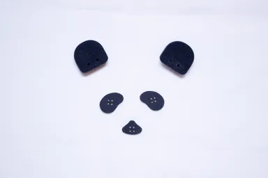 ウレタンの型抜パーツ(耳・目・鼻)