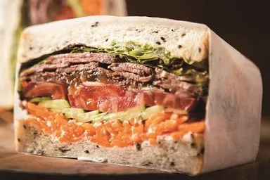 熟成ローストビーフサンド