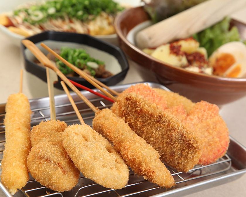 串カツ好き3,783人に聞いた！好きな串カツランキング
1位：レンコン 2位：紅しょうが 3位：アスパラ
肉より野菜！？女性1位レンコン・男性1位紅しょうが

