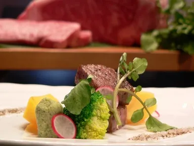 伊東遊季亭風ステーキ