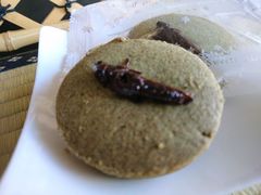 クッキー×イナゴ！？インパクト抜群の「あぜ道クッキー」新潟県南魚沼の観光センターが販売開始
