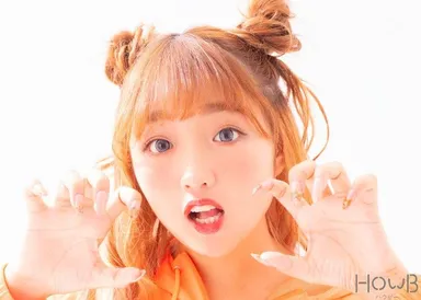 「HowB」最新号グラビア2：ねおさん