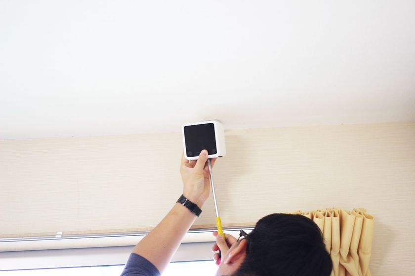 【見守りカメラで高齢者やご家族を支援】
見守りカメラ訪問設定サポート