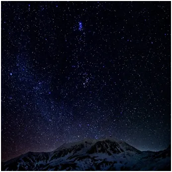 立山の頭上に瞬く満天の星《室堂平》