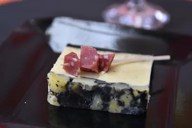 王道のおつまみチーズ