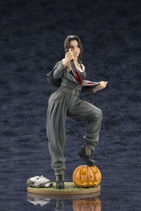 ハロウィンの夜を恐怖に染めた、あの殺人鬼が
山下しゅんや氏によるデザインでBISHOUJO化！