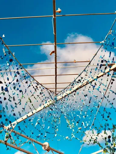 「ぼくたちのうたがきこえますか」空には船が浮かびます