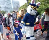 宝島ハロウィン シルバニアファミリー仮装パレードの様子 (C)EPOCH