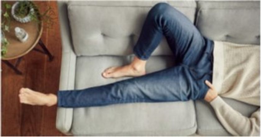 【EZYジーンズチャレンジ　第一弾！】
秋の行楽シーズン、移動時のストレスはボトムスで解消！？
購入者の9割が「一日中穿いても快適！」と絶賛のEZYジーンズ
東京～名古屋間の往復バス移動ではスウェット並みに疲れないという結果に！